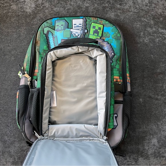 NWT Licensed Children's Backpack with Lunch Pack- Minecraft - Picture 6 of 12